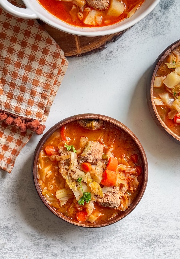 Hearty Cabbage Barley Soup