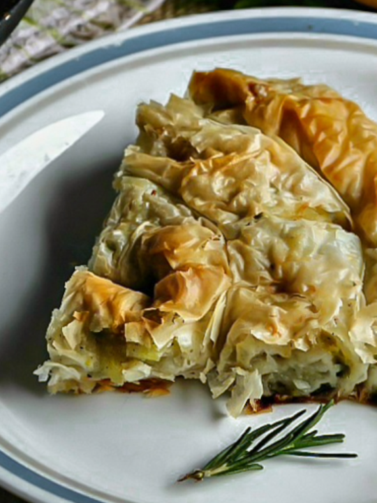 Quick Leek and Chicken Phyllo Cups