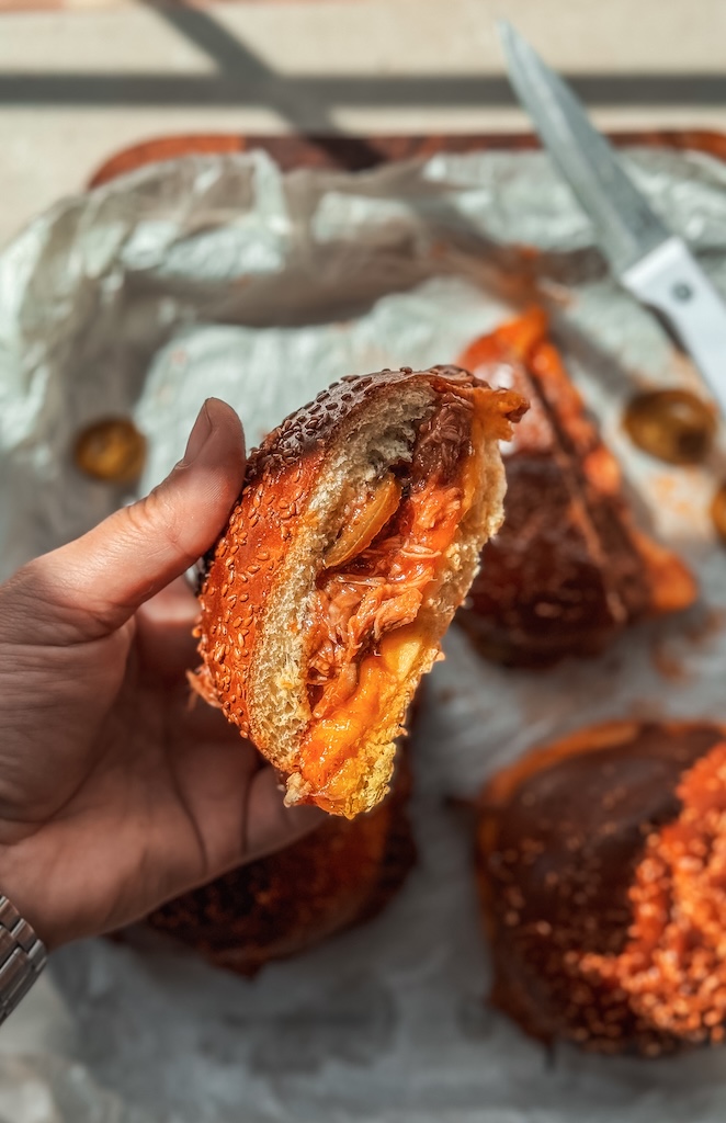 Slow Cooked Pulled Pork Sandwiches