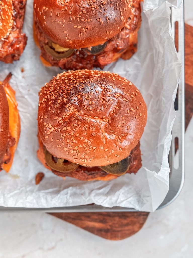 Slow Cooked Pulled Pork Sandwiches