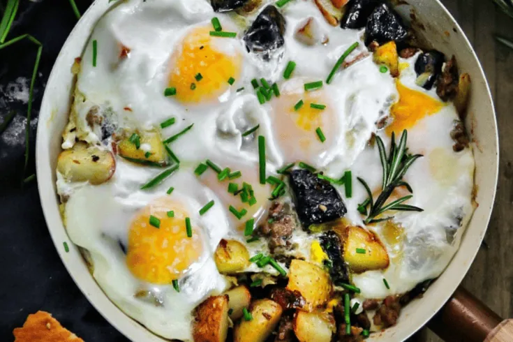 Cowboy Skillet New Potato Medley, Italian Sausage and Eggs Recipe