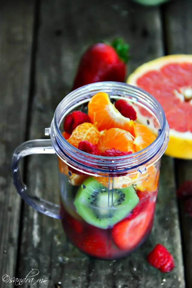 Strawberry, Raspberry, Kiwi, Clementine Smoothie