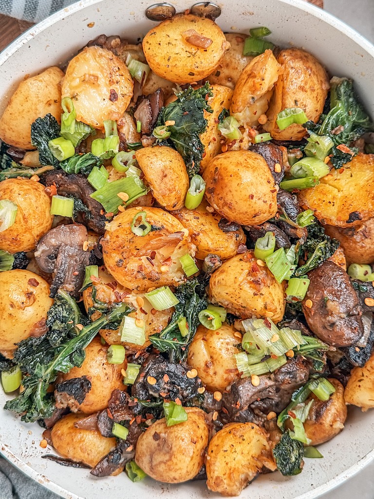 Potatoes, Kale and Mushrooms Skillet