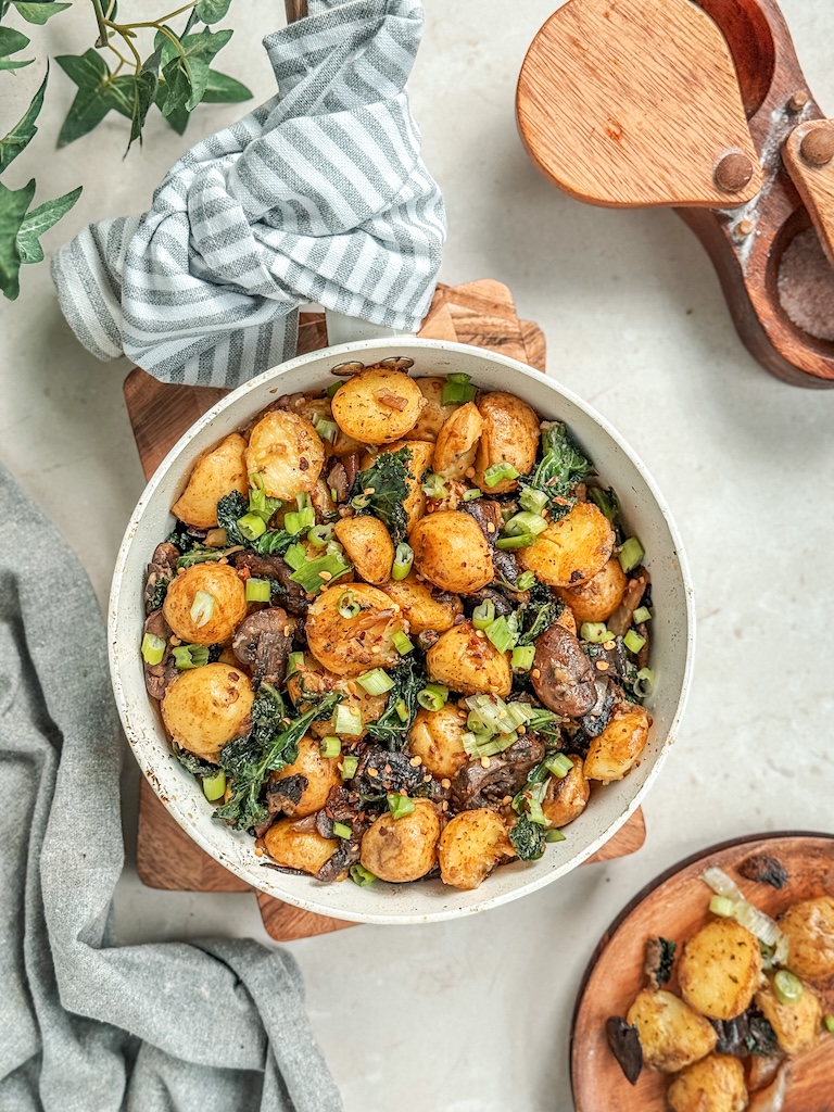 Potatoes, Kale and Mushrooms Skillet