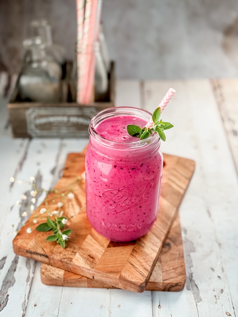 Tropical Berry Smoothie