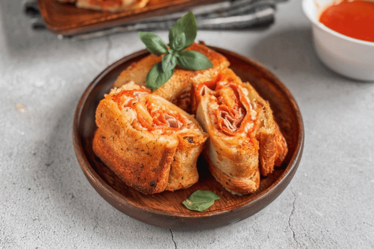 Tasty Toast Pizza Roll