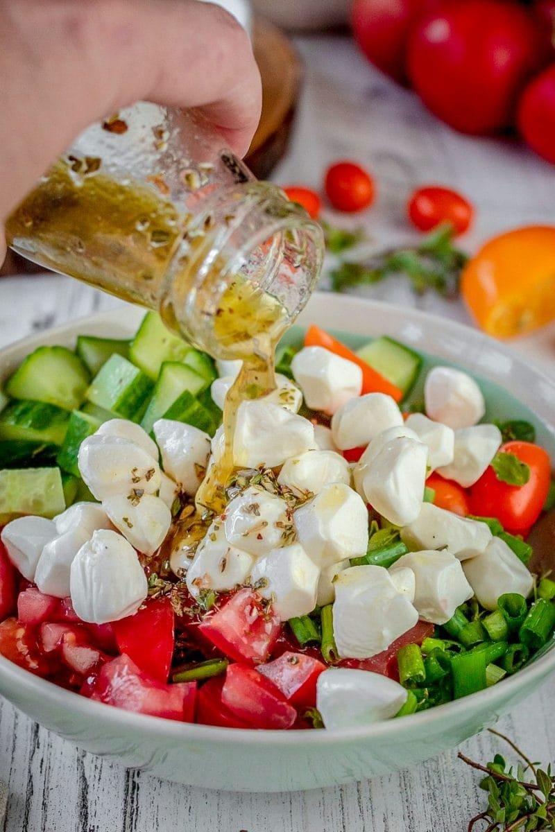 salata cu mozzarella