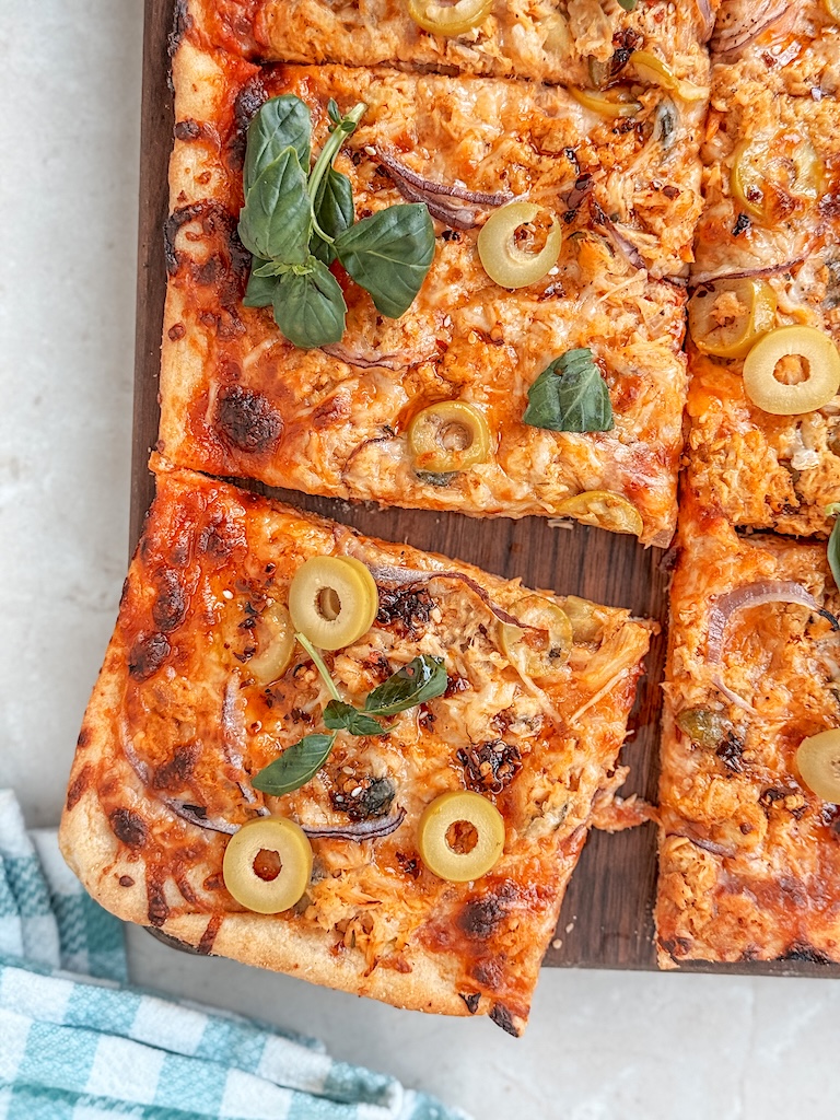 Crispy Mediterranean Tuna Pizza
