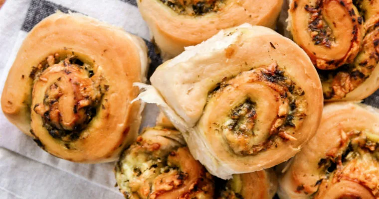 Basil Pesto and Cheese Rolls