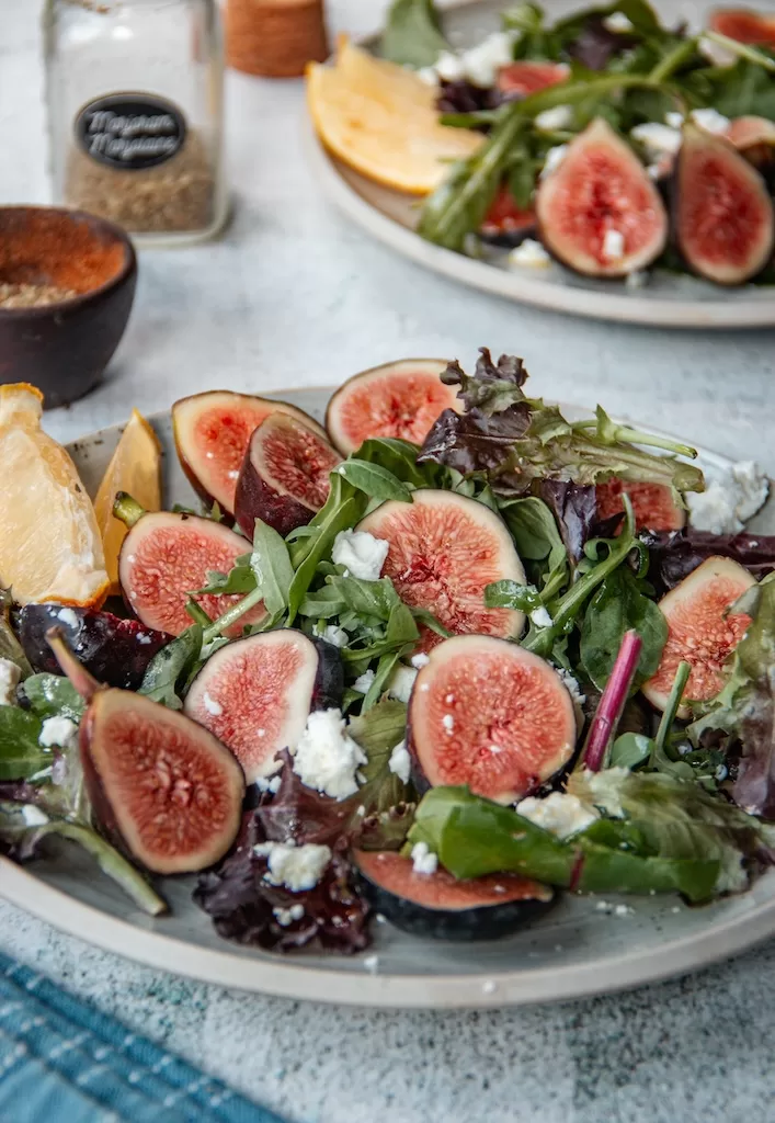 Arugula Salad with Fresh Figs and Feta Cheese