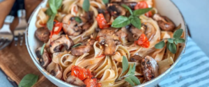 Mushrooms Tomato Spinach Pasta – 30-Minute Dinner