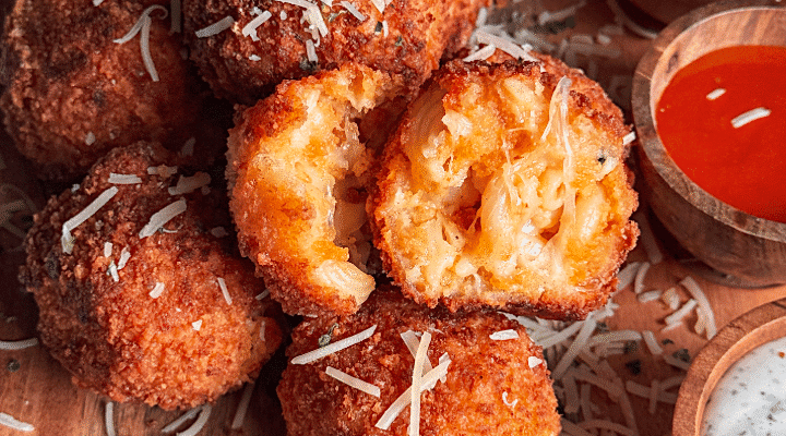 Crispy Fried Mac & Cheese Balls